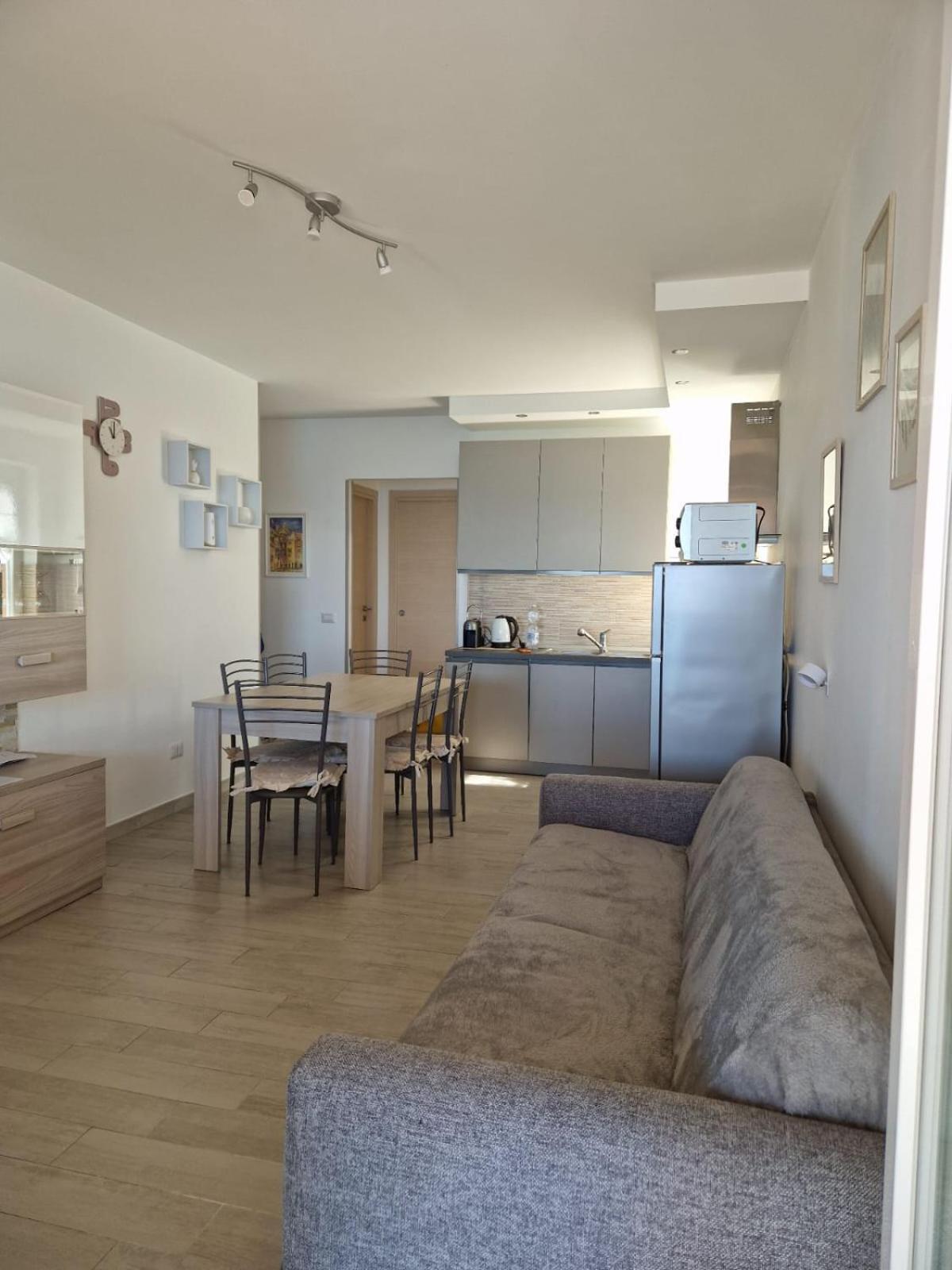 La Finestra Sul Golfo Apartment Ospedaletti Exterior photo